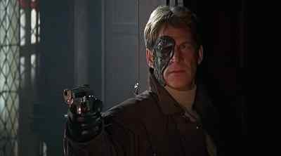 Rush him. He can't kill us all. - Relic Hunter