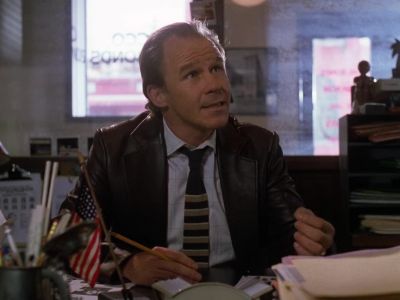 Russ, what the hell is going on? - MacGyver
