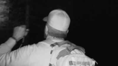 [Russell] Are you crazy?
We're so close.
Let's keep going. - Expedition Bigfoot