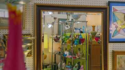 [Russell]  I budget a few
 hundred dollars
 to spend here. - Renovation Impossible