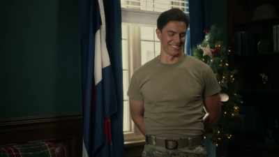 (Ryan chuckles) - Private Princess Christmas
