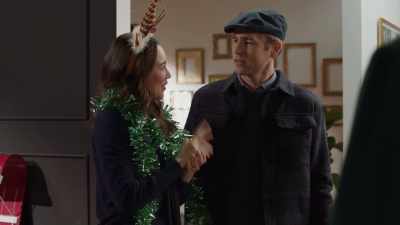 Ryan, this is Sam. Sam,
this is my husband, Ryan. - To All a Good Night