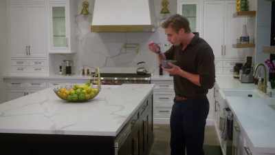 Ryan,
Kacey, the magazine girl, - Love at First Like