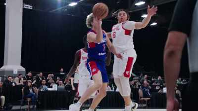 [Ryan] My dad, you know,
he's my biggest fan - Destination NBA: A G League Odyssey