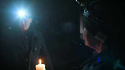 RYAN: Something just fell.
EVELYN: Yeah, I heard it, yeah. - Spooked Scotland