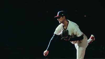 Ryan winds, 
and the 3-2 pitch, - Facing Nolan