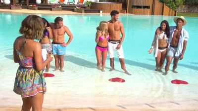 Rykard and Malin, you two
have been put together
by default really. - Love Island