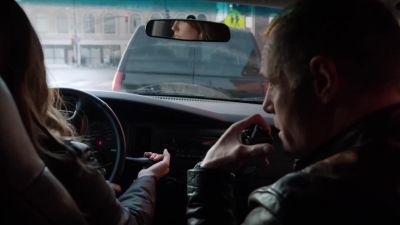  S.U.V.'s here, nobody inside. - Chicago P.D.