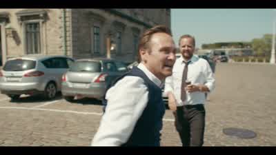 - Så du, de smed mig op i luften? - Another Round