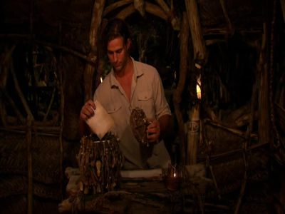 Sabrina,even though Kim won everything,that
doesn't mena she's the best player. - Survivor