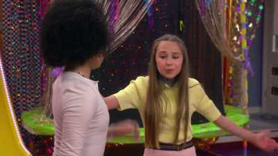 Sadie, hon, we got you. - That Girl Lay Lay