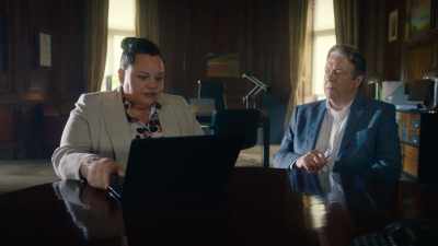 Sadly, the phone's not online, - Murder in Provence