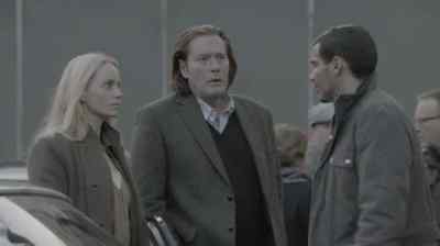 - Saga! Martin! He's dead.
- Who? - The Bridge