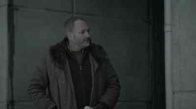 - Saga Norén.
- It's Martin. - The Bridge