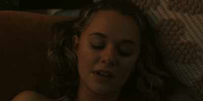 ♪ Said she don't need no help,
nah, nah, nah, nah, nah ♪ - I Know What You Did Last Summer