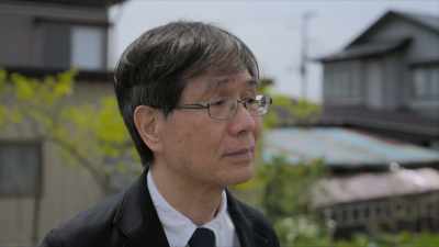Saijo: Please think about
embracing our future. - A Brief History of the Future