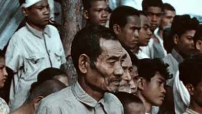 SAIPAN'S 25,000
RESIDENTS ARE STUCK - The Pacific War in Color