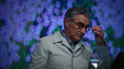 [Saka] If you look at the space
around you now, - The Reluctant Traveler with Eugene Levy