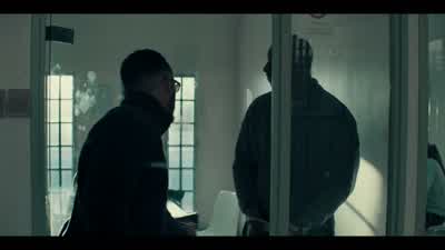 - Salut, cousin. - Lupin