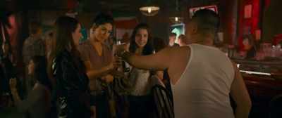 - Salut!
- WOMEN: Saluti! - Little Italy