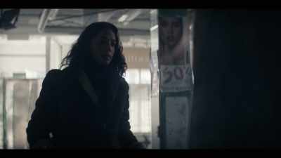 Sam, can you try to find
gauze, saline, anything? - Y: The Last Man
