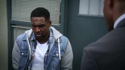Sam: Hopefully the judge will
set bail and we can get you out. - Tyler Perry's The Oval