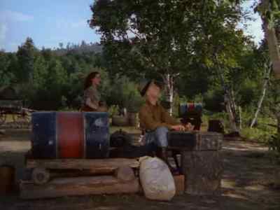 Sam, look,
Johnny's got a new plane. - Captains of the Clouds