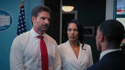 SAM: YES, SIR.
RIGHT THIS WAY, MA'AM. - Tyler Perry's The Oval