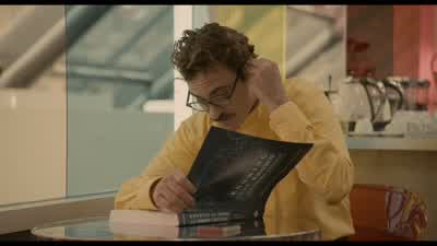 Samantha, this physics book is really dense. - Her