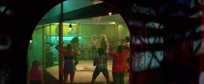 Same rules as on one on, - Chick Fight