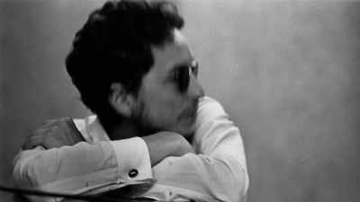 Same thing happened
with the strings in
Sign on the Window. - Bob Dylan: Odds and Ends