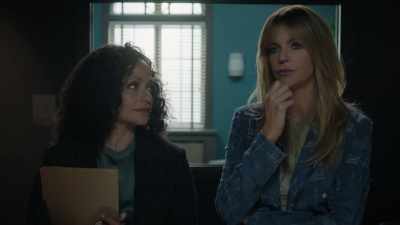 - Sam's obviously smart.
She's got grit. - High Potential