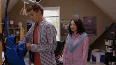San Francisco is, like,
2,000 miles away. - Bigger Fatter Liar