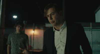 Sanaa is gone, 'cause
she's trying to stop Rahmat. - Killing Gunther