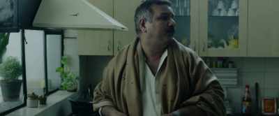 Sandhya-ji, please phone Amu. - Thappad