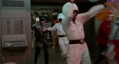 SANDURZ SANDURZ YOU GOTTA HELP MEI DON'T KNOW WHAT TO DOI CAN'T MAKE DECISIONS I'M A PRESIDENT - Spaceballs