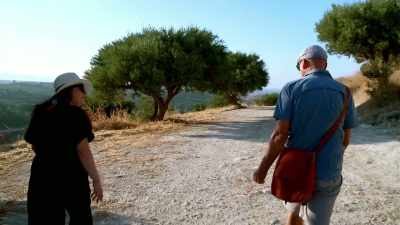 Sandy MacGillivray is an
archaeologist based on Crete - Raiders of the Lost Past with Janina Ramirez