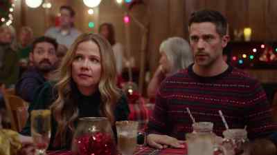Santa's reindeer
reportedly travel - Trivia at St. Nick's
