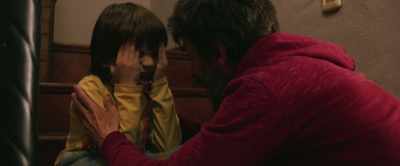 Santino, we'll leave,
stay here, yes? - When Evil Lurks