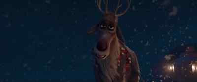 Sants, you won't get all those sacks
down the chimney in one go. - That Christmas