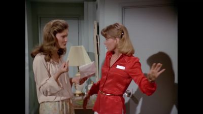 Sara, come on in... - The Love Boat