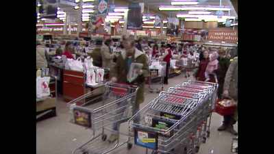 SARA LEE: I remember going
into the grocery store, - The Invisible Pilot