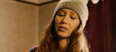 - Sara, listen to me.
(gentle music continues) - Death on the Border