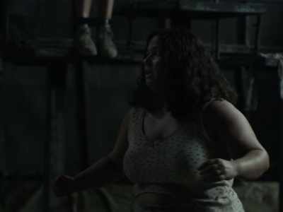 Sara, run! Get help, hurry! - Piggy