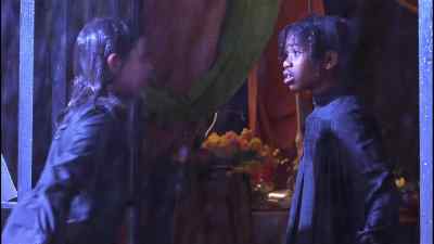 SARA, YOU'LL FALL. - A Little Princess