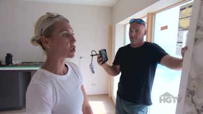 Sarah: At this stage when we
are so close to opening, - Island of Bryan