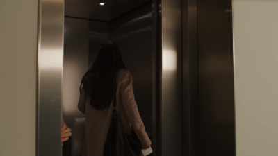 SARAH BLAKE: Hold that. - The Admirer