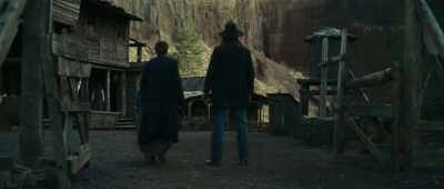 Sarah, get out of the way. Do it. - Django