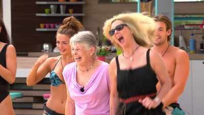 ‐SARAH: Hello.
‐(CAROL LAUGHING) - Love Island