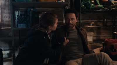 -Sarah, I can't believe Jackson
would try and... - Taken In Montana